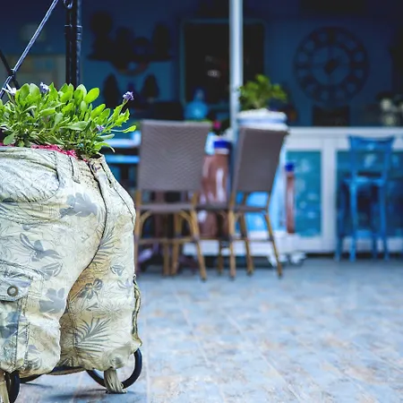 Mai̇ Bed and breakfast