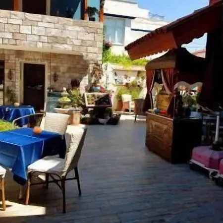 Bed and breakfast Mai̇ Çeşme